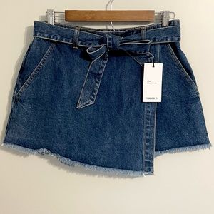 Forever 21 Jean Skort